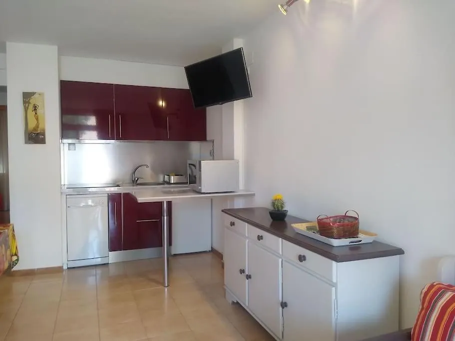 Apartment Apparemment T3 De 6 Places En Bord De Mer Empuriabrava